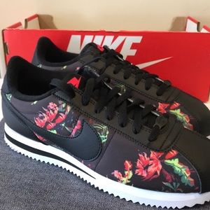 Nike Cortez Basic Floral Women’s Size 8.5 Men’s 7
